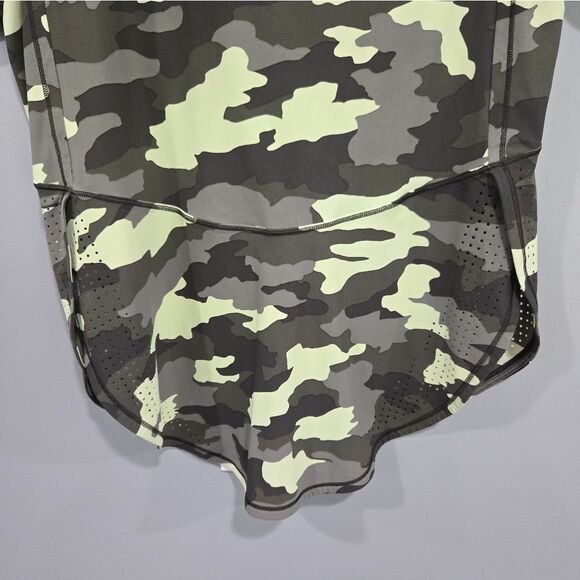 🐢 lululemon UVP Run SS Size 4 short sleeve shirt Like New Size 4 XS - Picture 9 of 11